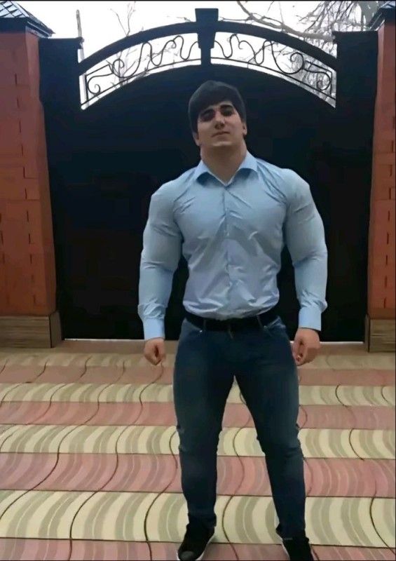 Create meme: tamaev askhab, Tamaev the Chechen Hulk, chechen hulk askhab