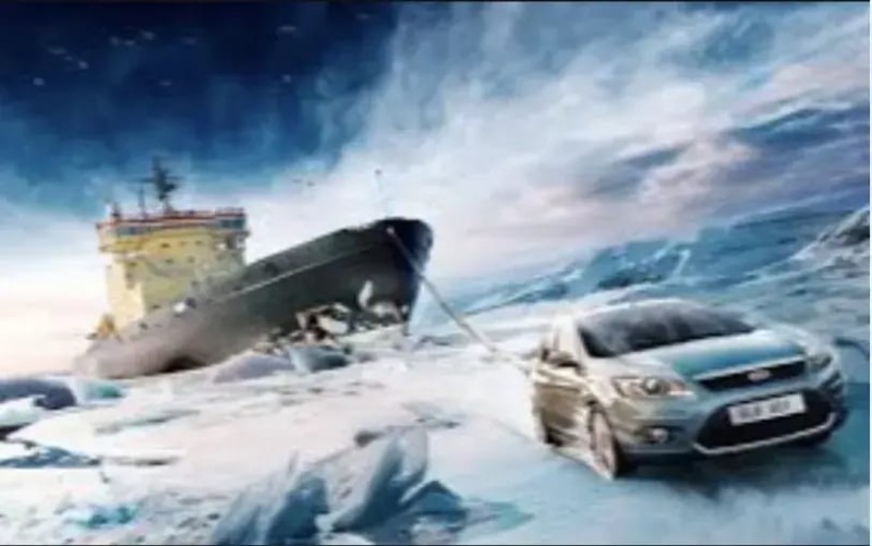 Создать мем: буксировка автомобиля, машины на северном полюсе, корабль под льдом