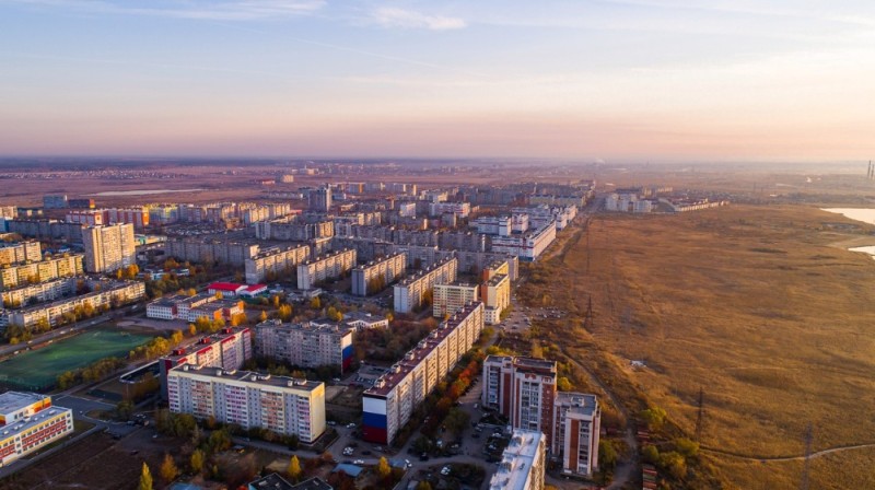 Create meme: Zaozerny Kurgan district, Tolyatti from the height of the southern highway, g Kurgan