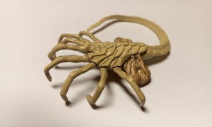 Создать мем: neca alien, личинка чужого, лицехват чужой