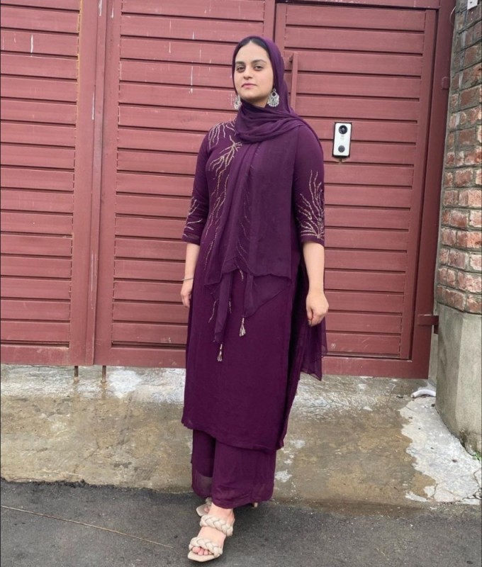 Create meme: Muslim women's clothing, muslim clothing, Muslim women's dresses