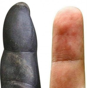 Create meme: thumb, fingers without prints, fingers