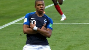 Create meme: mbappe player, Kilian Mbappe, mbappe PSG 2019