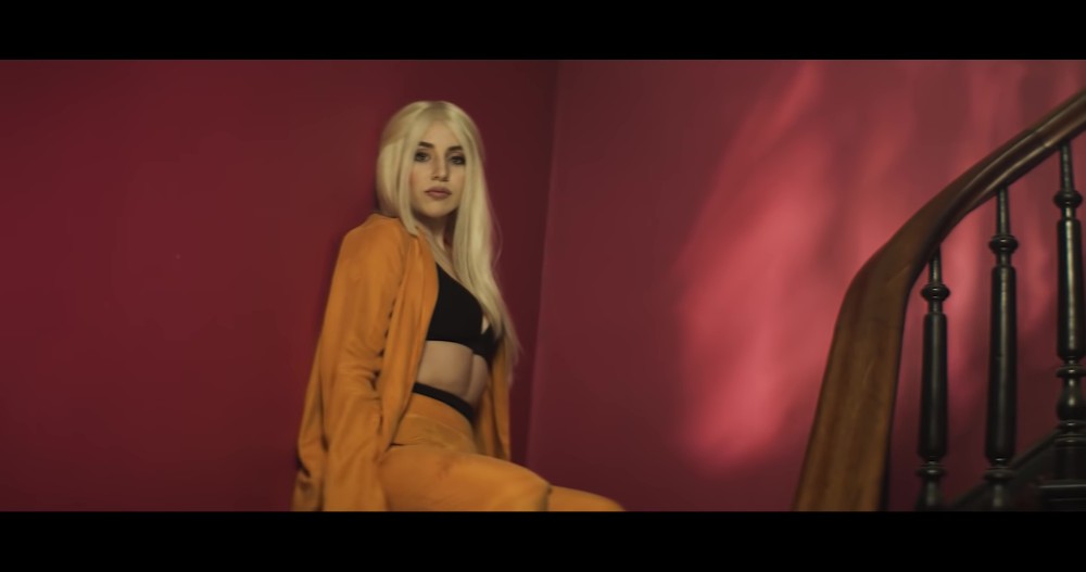 Create meme: ava max sweet but psycho, Sweet but psycho Ava Max, Ava Max