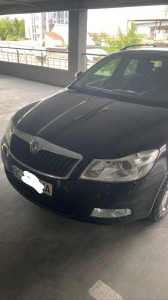 Создать мем: skoda octavia a 5, черная шкода, skoda octavia 2011